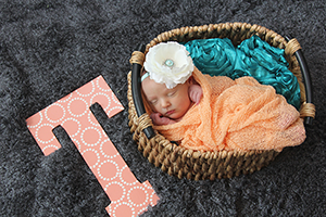 Newborn pic #5