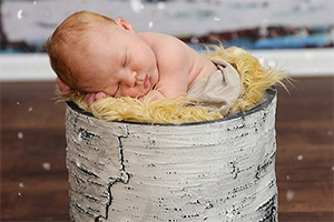 Newborn pic #6